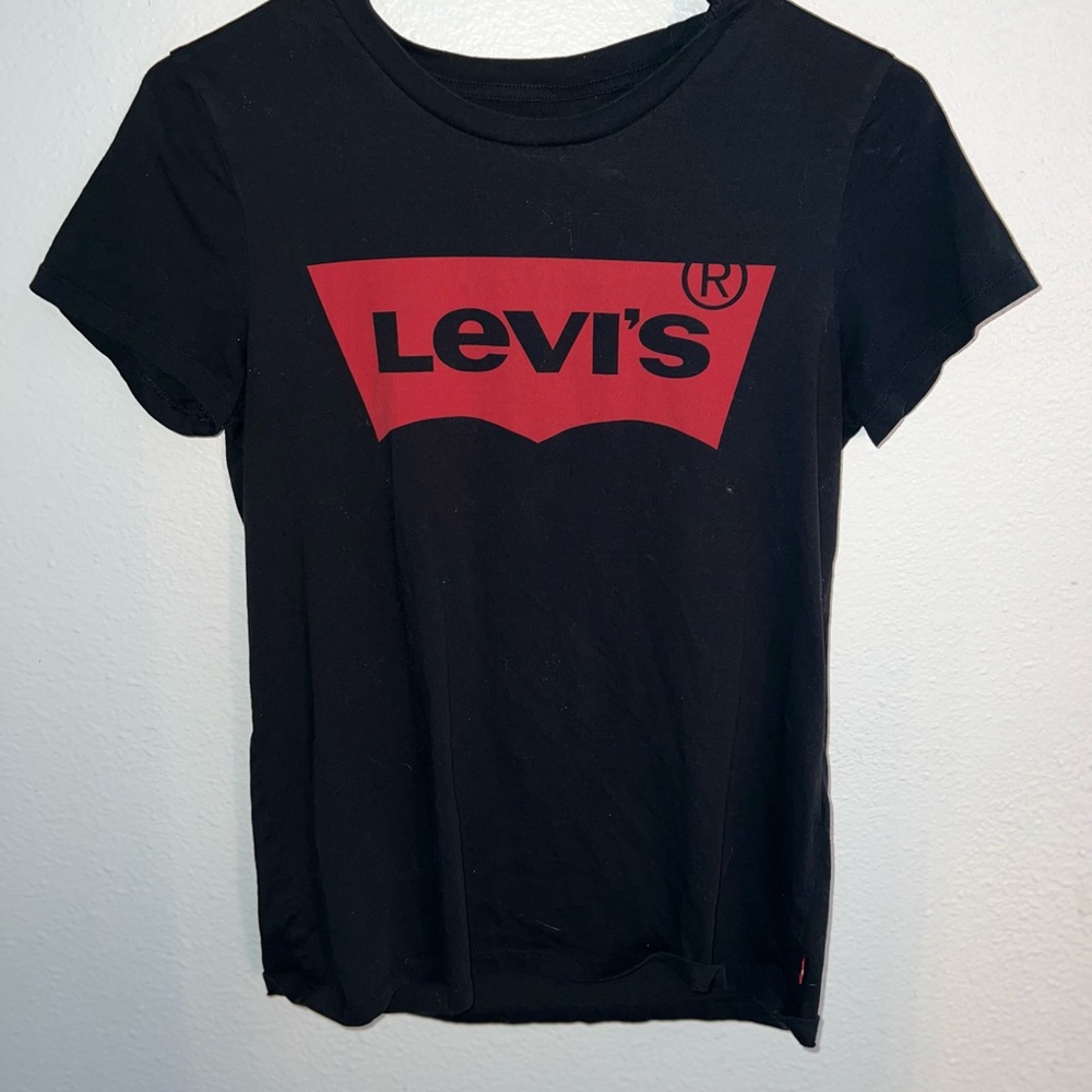 Levi’s Tee